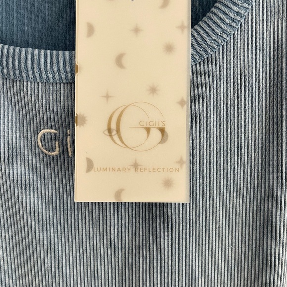 Cellar Door GIGIl's SoHo Blue Ribbed Midi Dress
NWT size Small - Picture 8 of 9